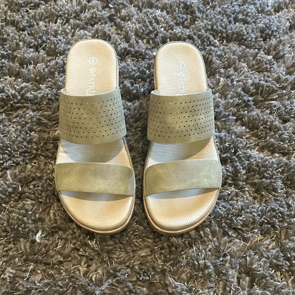 Patricia by Spring Step Size 6